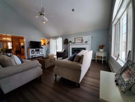 96 Laurel Circle Bangor ME 04401