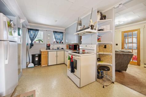 905 Wiscasset Road Pittston ME 04345