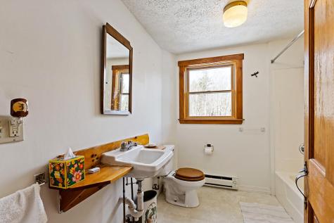 43 Jupiter Hollow Mount Vernon ME 04352
