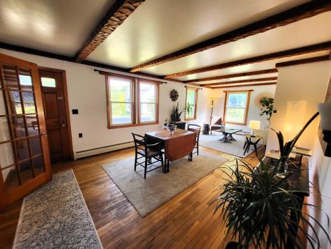 5 E Oxford Road Paris ME 04281