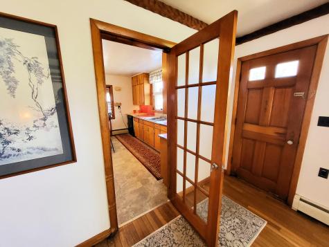 5 E Oxford Road Paris ME 04281