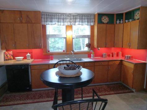 5 E Oxford Road Paris ME 04281