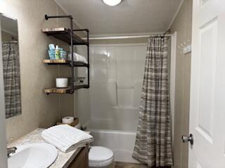 15 Pond Drive Brunswick ME 04011