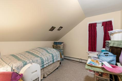 32 Kennard Street Westbrook ME 04092