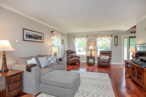 26 Kensington Terrace Lewiston ME 04240