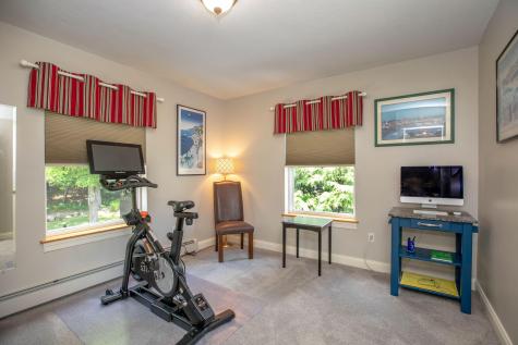26 Kensington Terrace Lewiston ME 04240