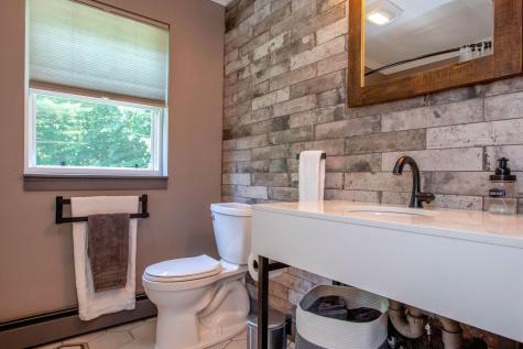 26 Kensington Terrace Lewiston ME 04240