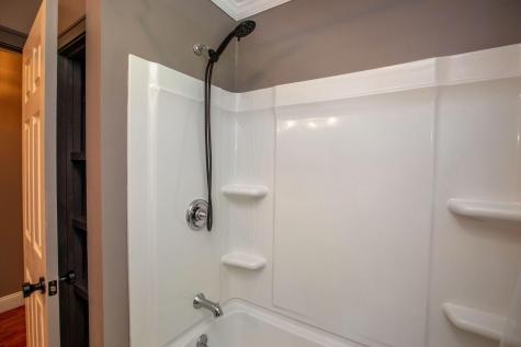 26 Kensington Terrace Lewiston ME 04240