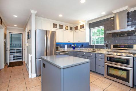 26 Kensington Terrace Lewiston ME 04240