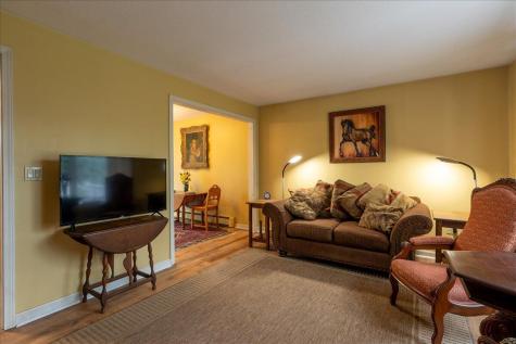 11 Simon Road Waldoboro ME 04572