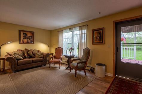 11 Simon Road Waldoboro ME 04572