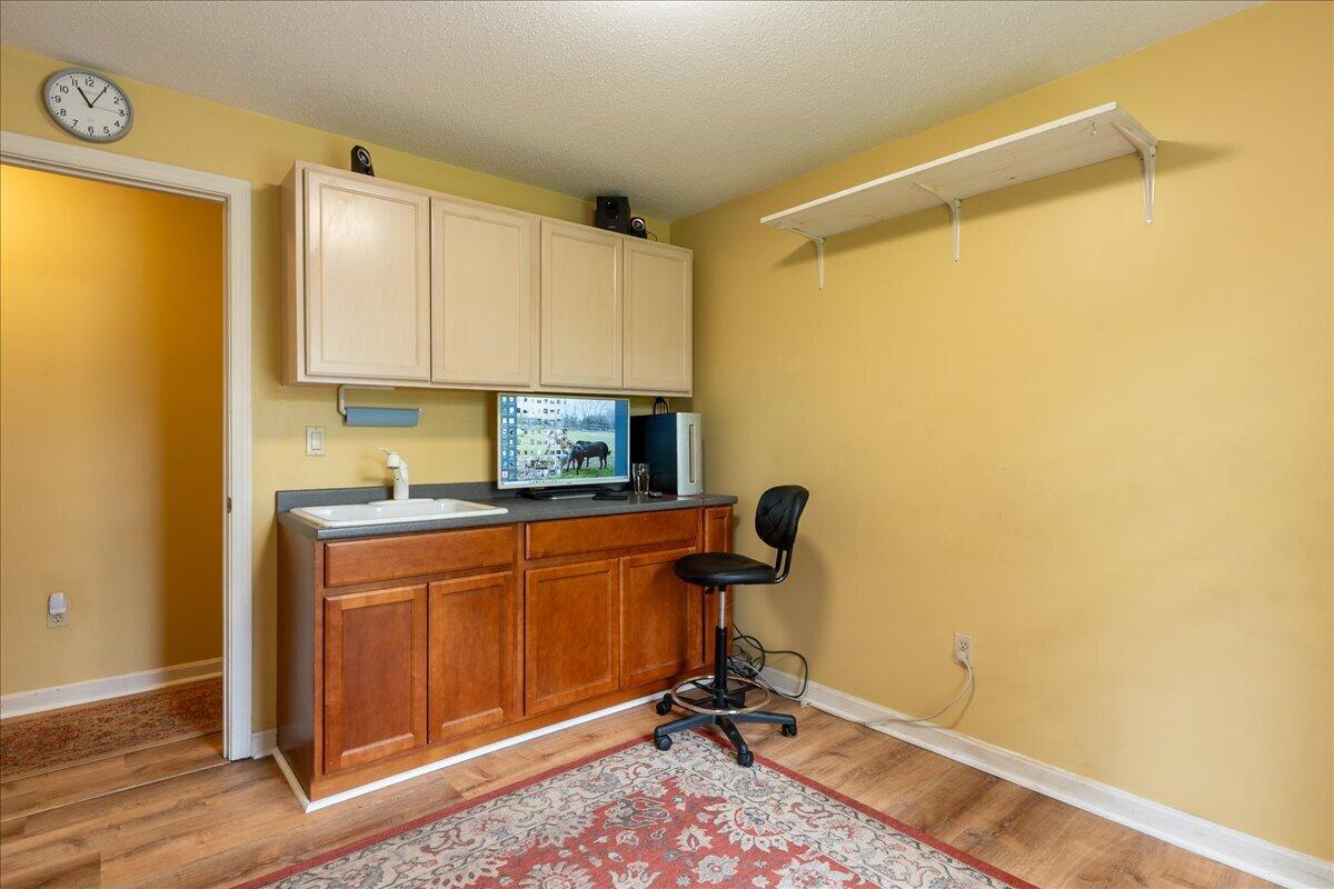 11 Simon Road Waldoboro ME 04572