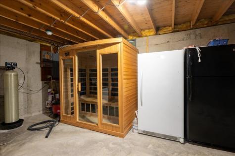 11 Simon Road Waldoboro ME 04572