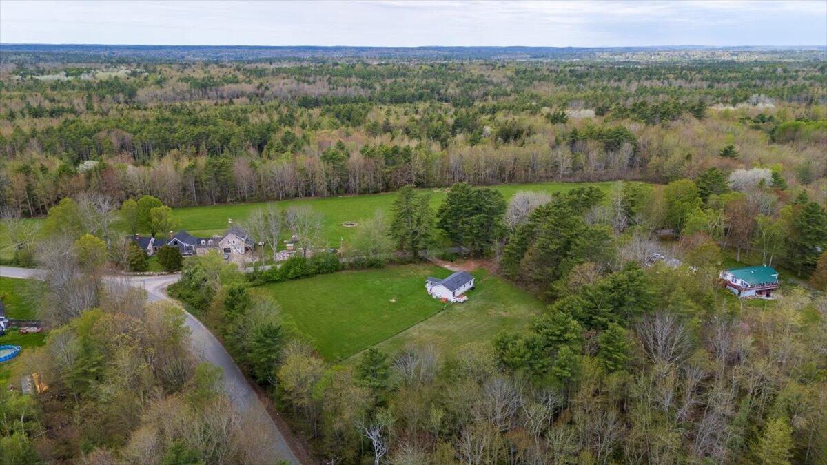 11 Simon Road Waldoboro ME 04572