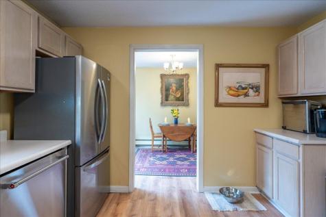 11 Simon Road Waldoboro ME 04572