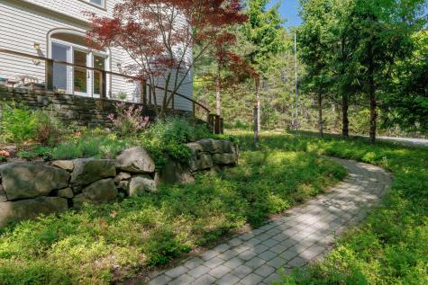 7 Greenway Court Bar Harbor ME 04609