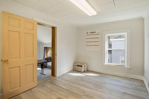 10 Elm Street Gorham ME 04038