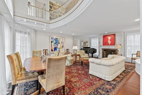 18 Zeitler Farm Road Brunswick ME 04011