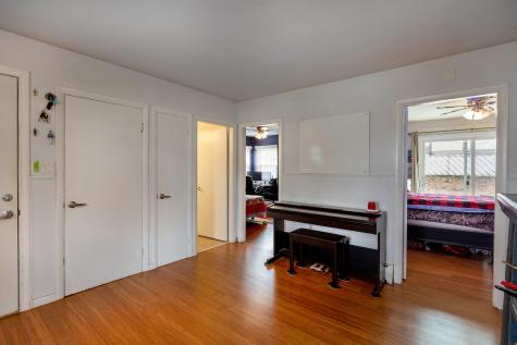 153 Highland Avenue Lewiston ME 04240