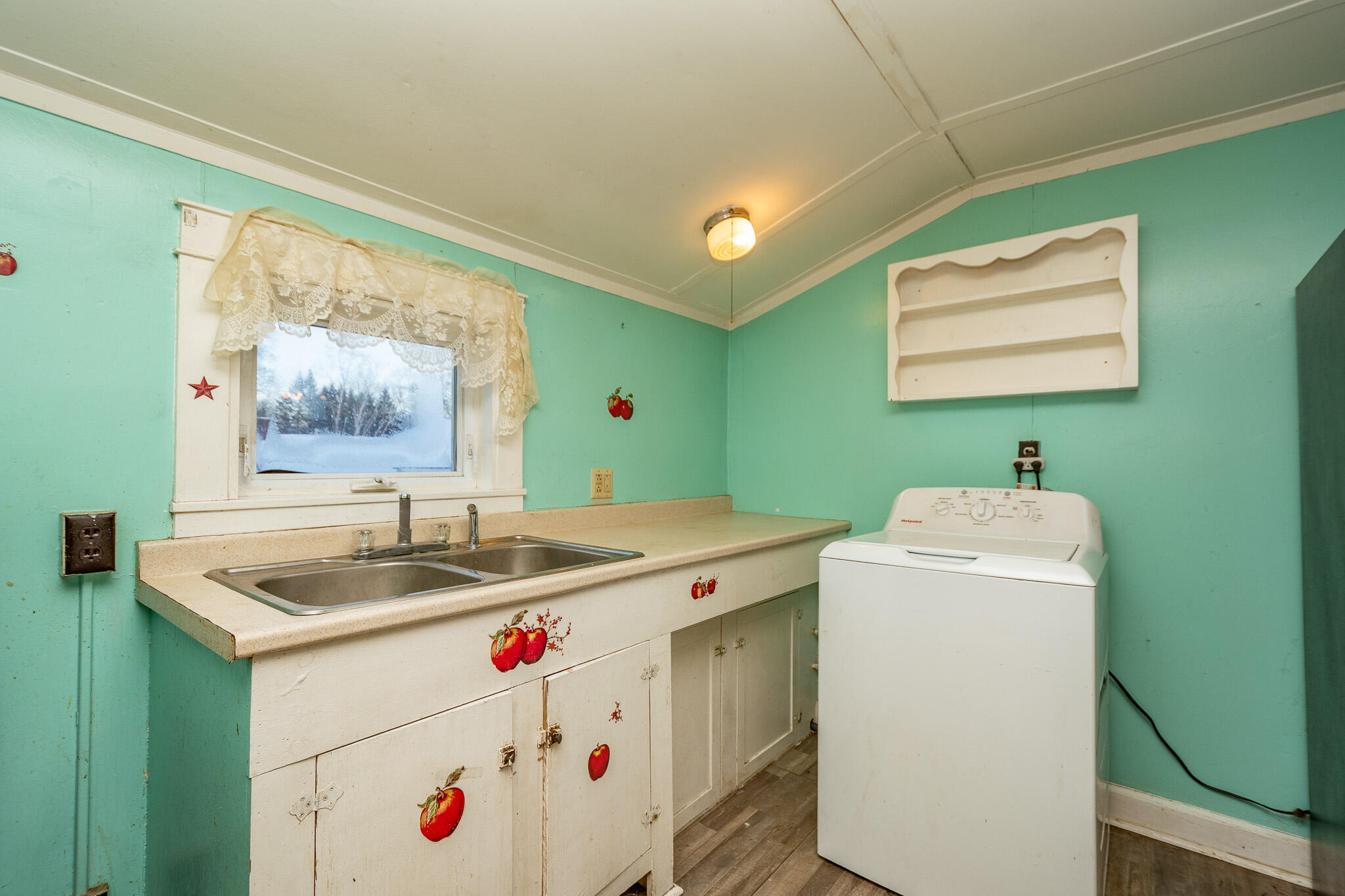 11 Alton Street Milo ME 04463