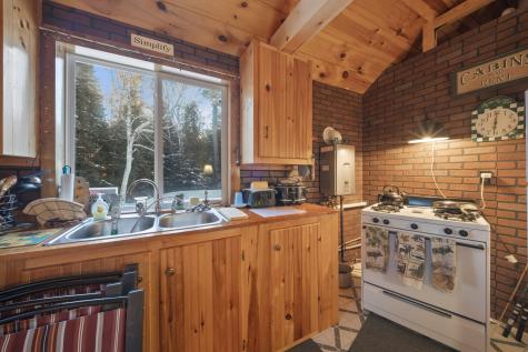 5 Pine Lane Dallas Plt ME 04970