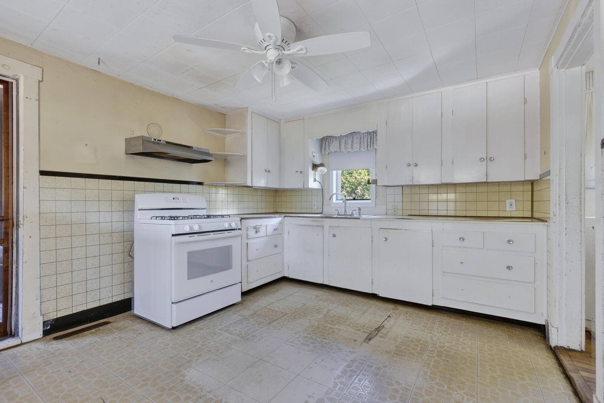 1535 Broadway South Portland ME 04106