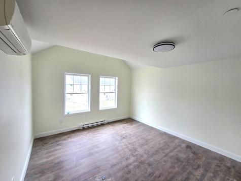 17 Signal Street Sanford ME 04083