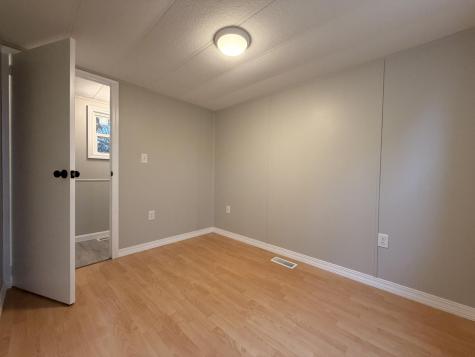 48 Bushey Street Ashland ME 04732