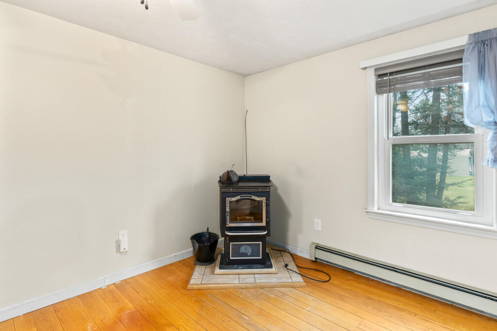 28 Brunelle Avenue Sanford ME 04073