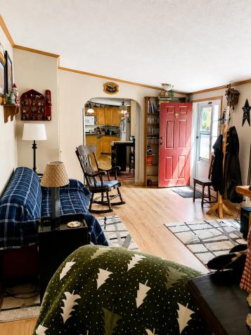 38 Kelly Circle Sidney ME 04330