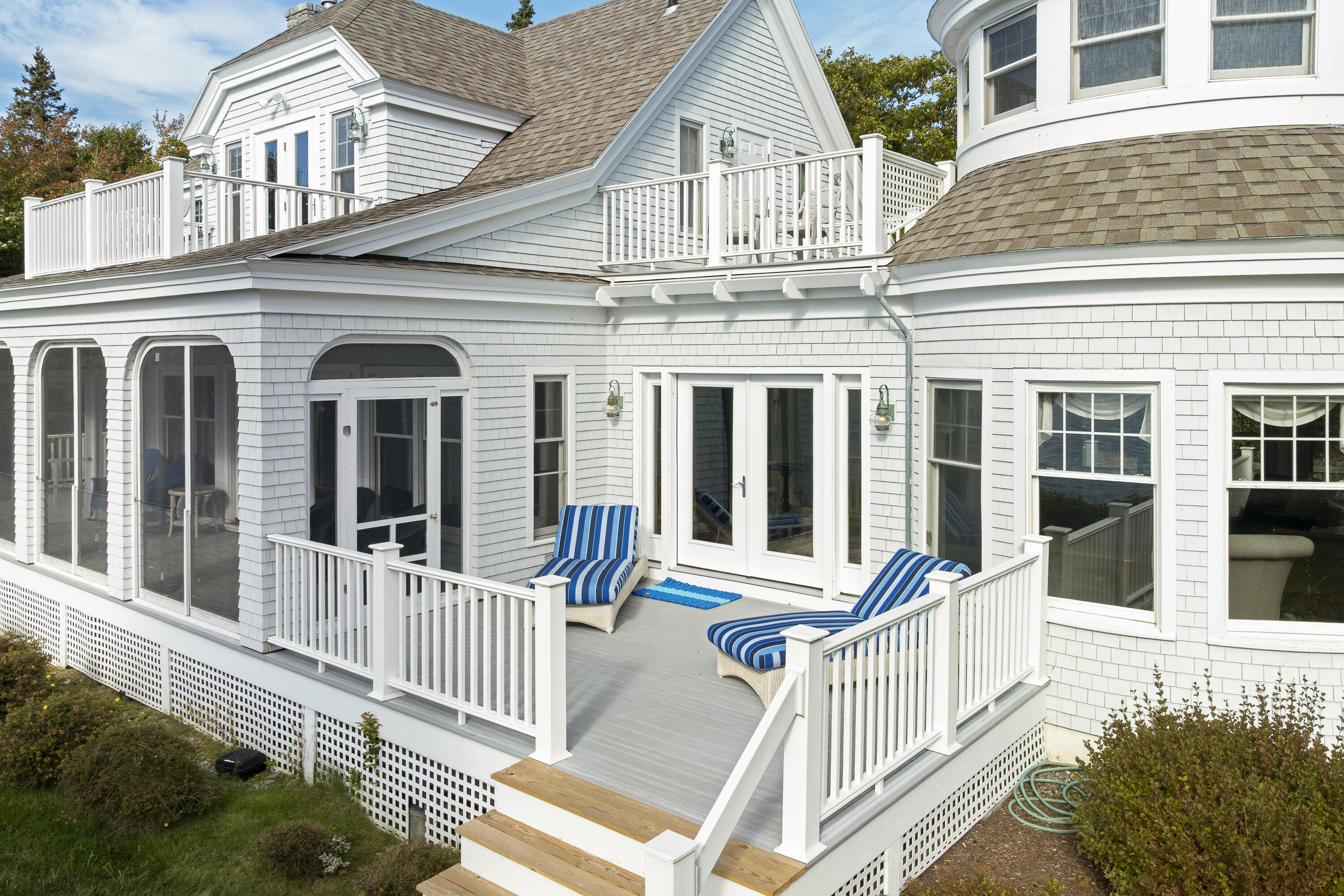 26 Miradon Lane Southport ME 04576