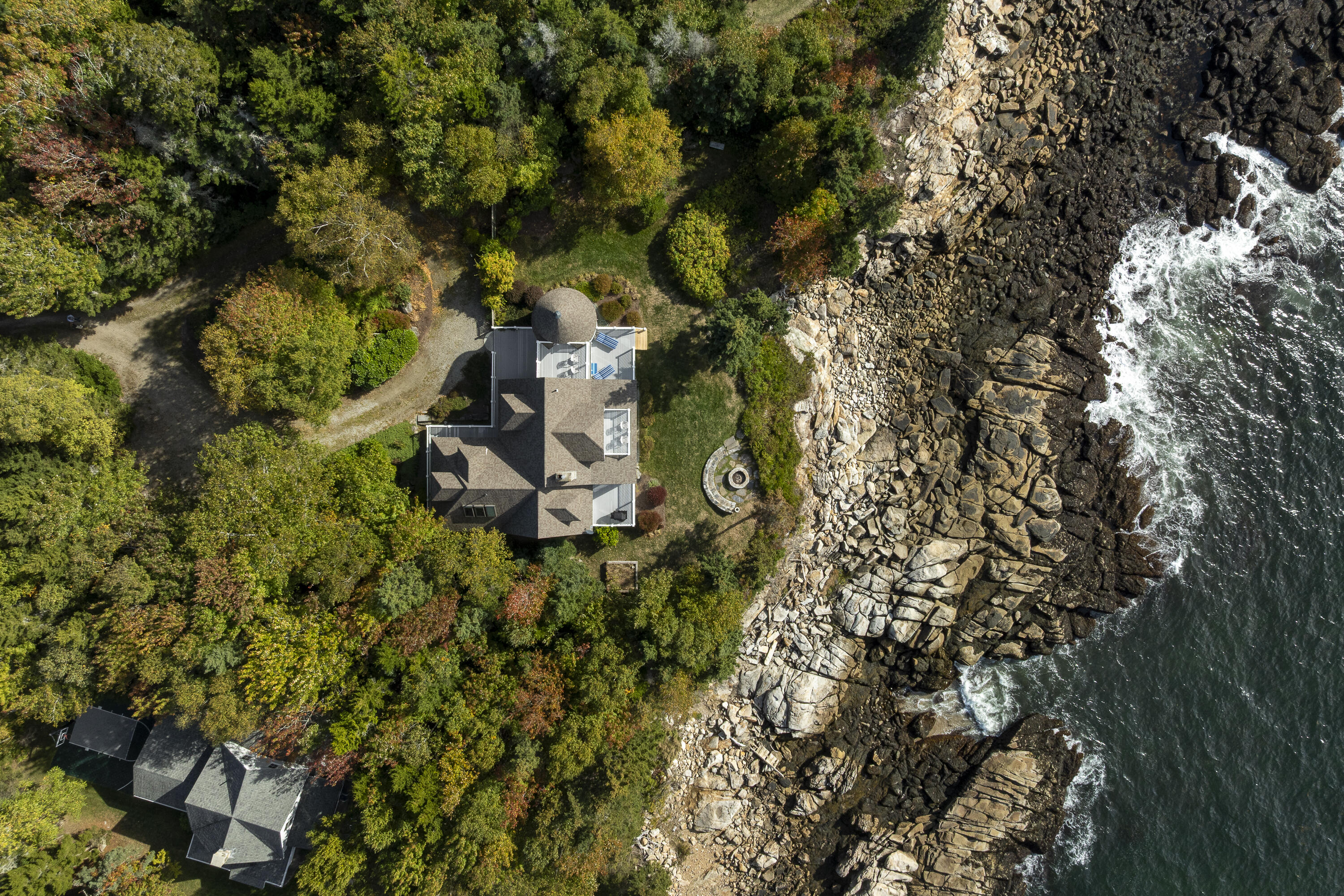 26 Miradon Lane Southport ME 04576