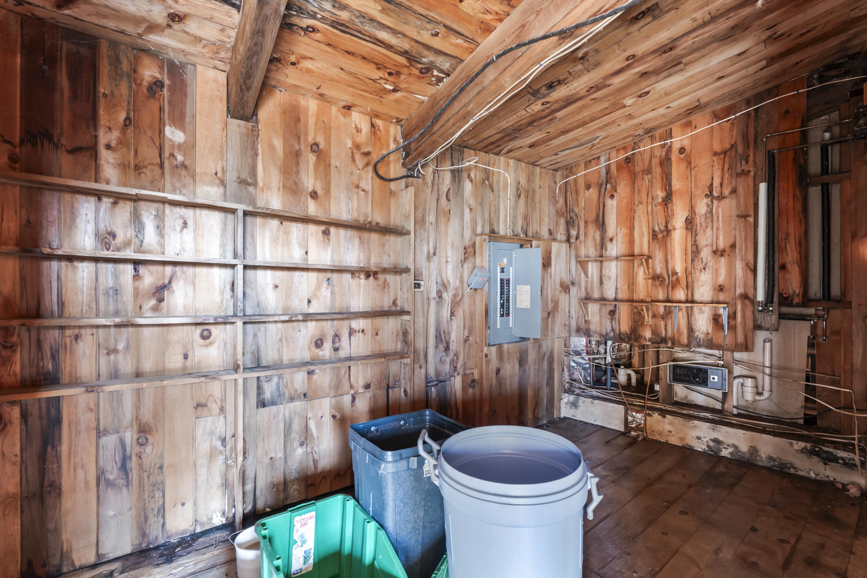 9 Shelter Drive Richmond ME 04357