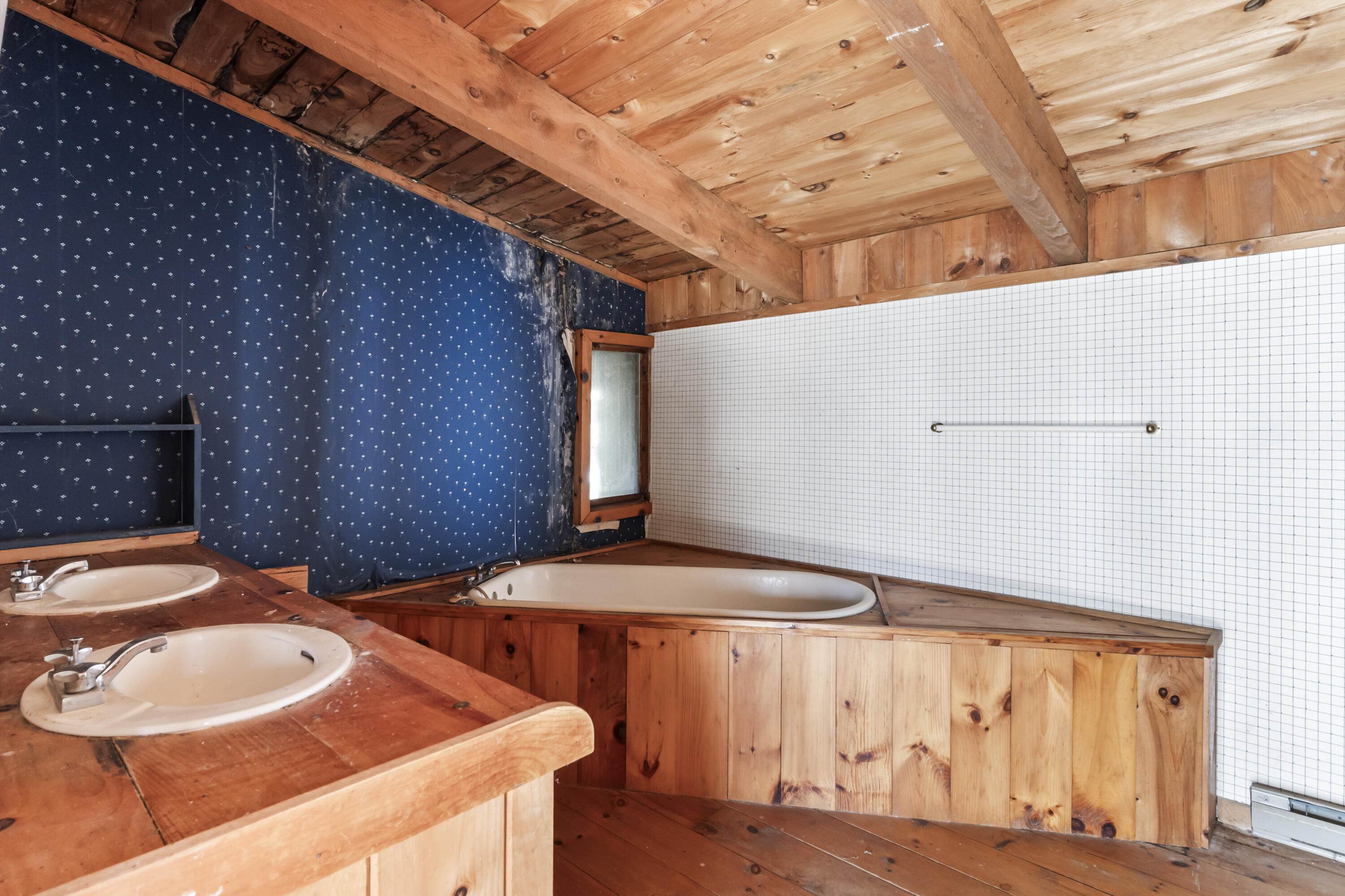 9 Shelter Drive Richmond ME 04357