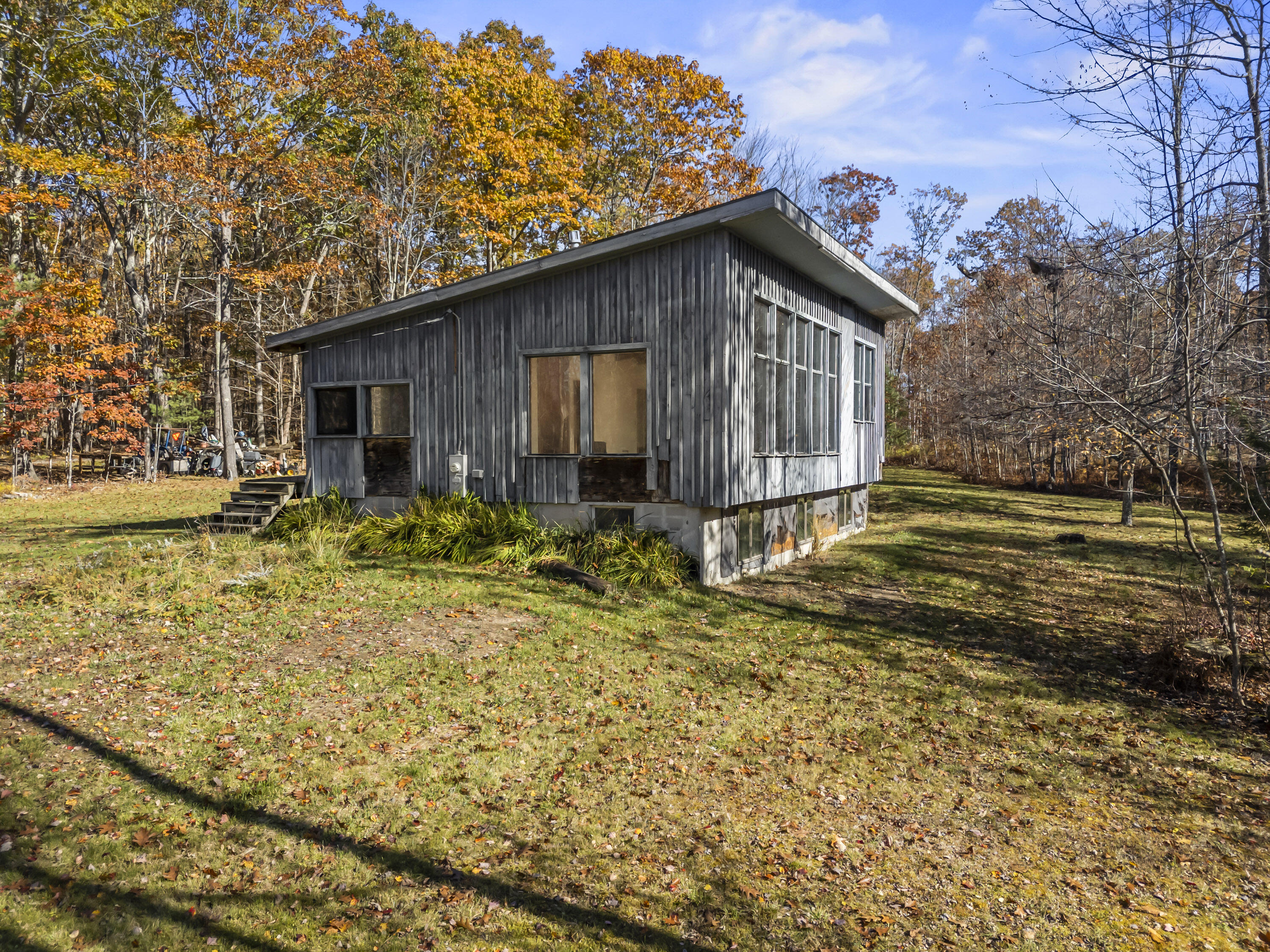 9 Shelter Drive Richmond ME 04357