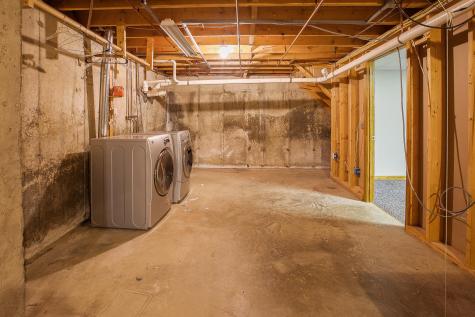 911 Fuller Road Carmel ME 04419