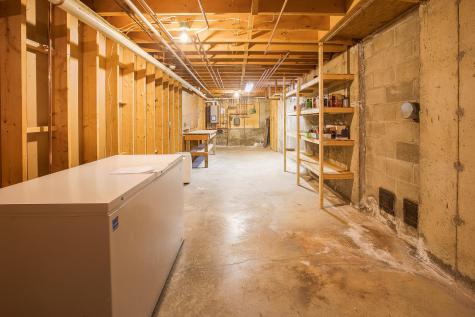 911 Fuller Road Carmel ME 04419