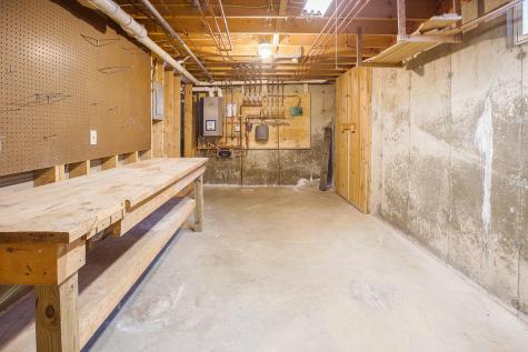 911 Fuller Road Carmel ME 04419