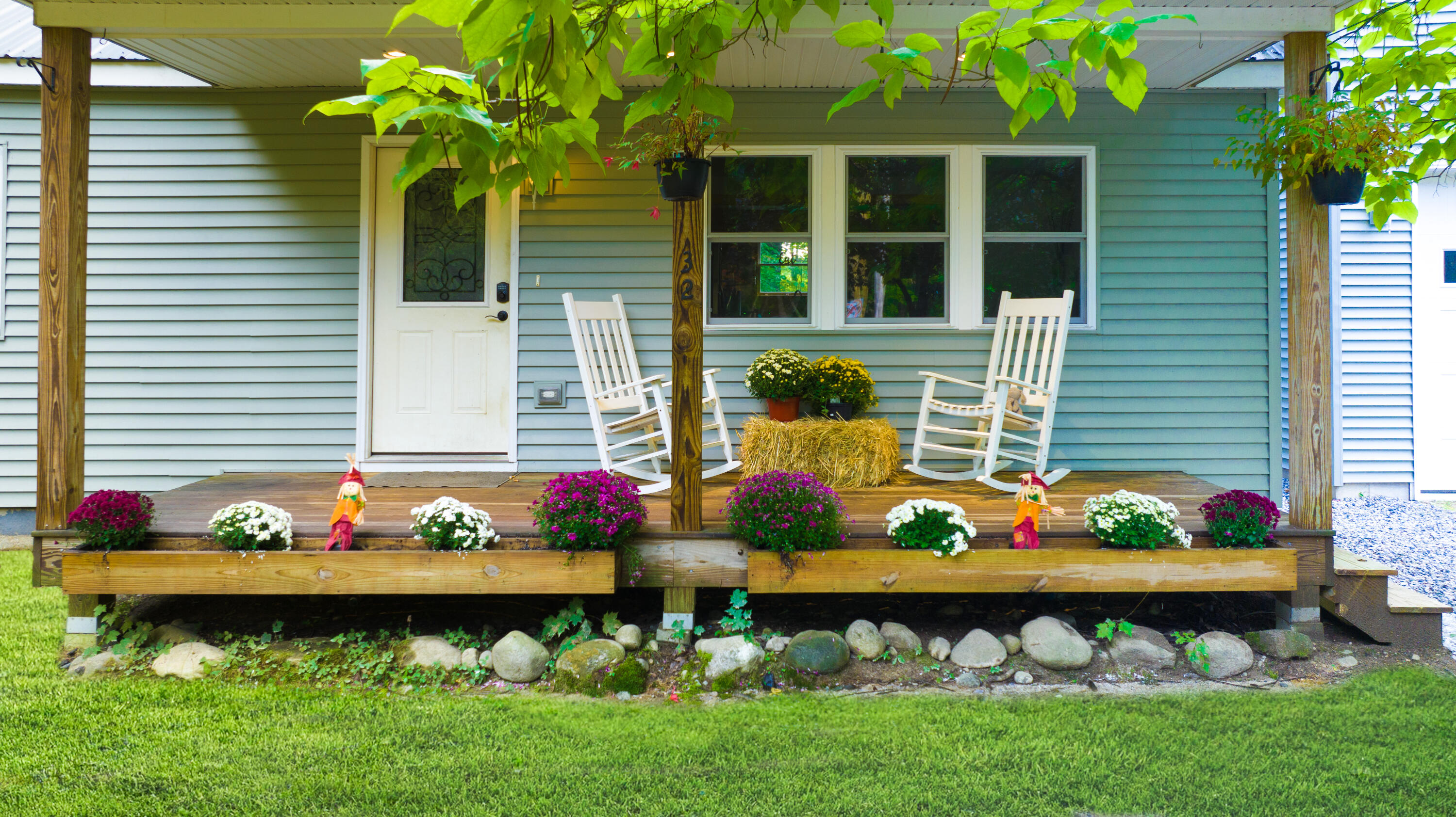 32 W Crestwood Poland ME 04274
