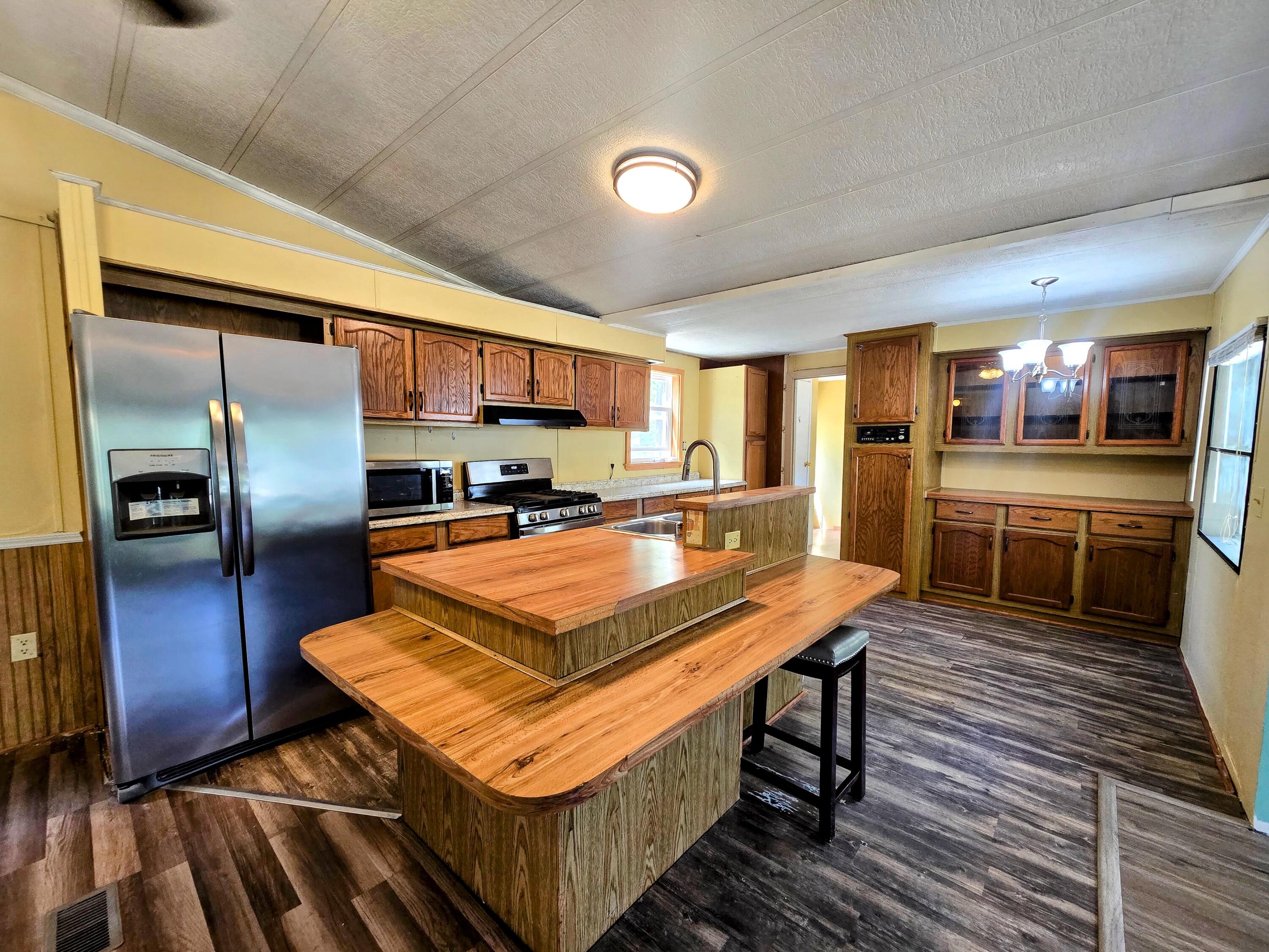 1785 Federal Road Livermore ME 04253