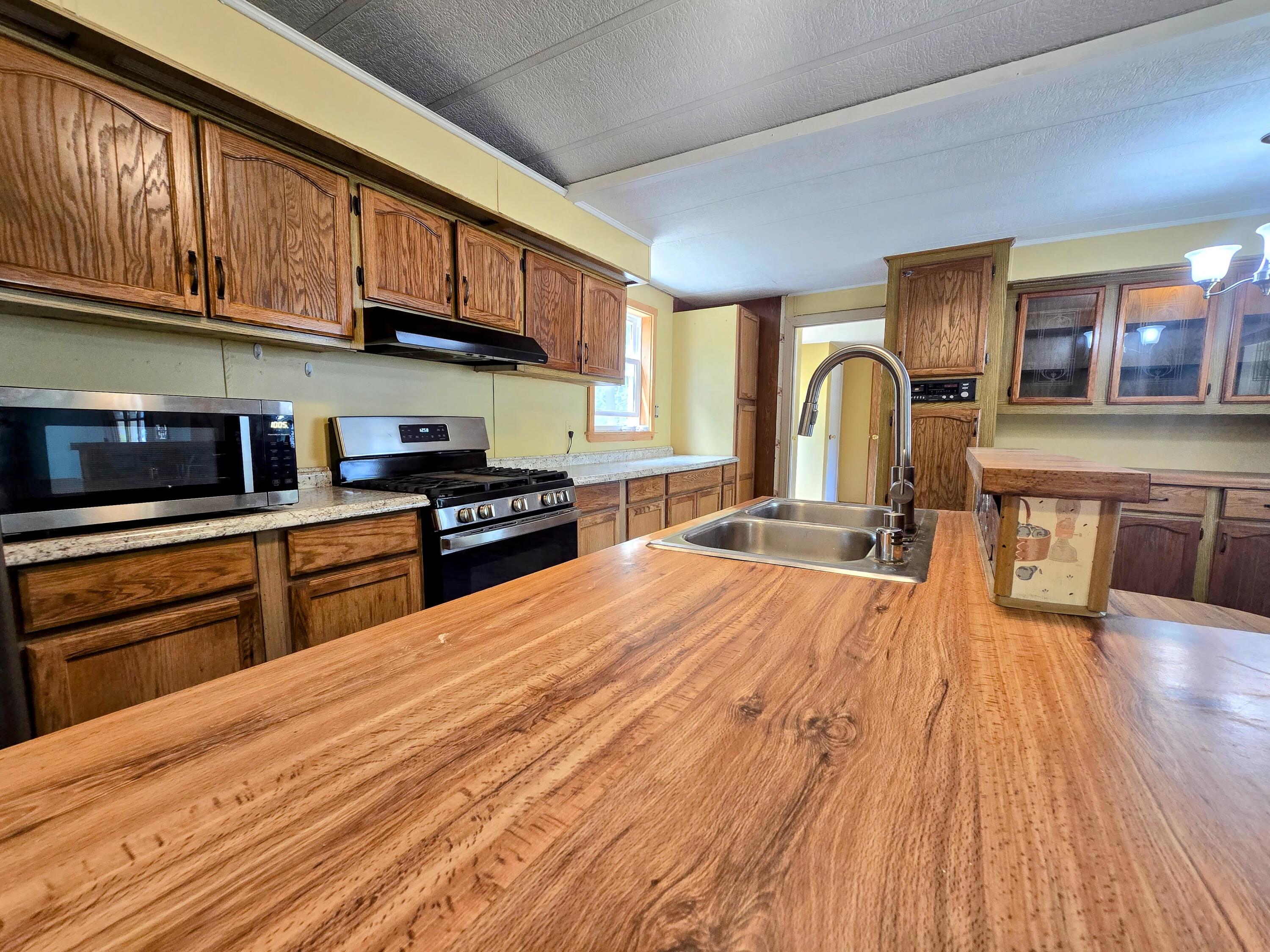 1785 Federal Road Livermore ME 04253