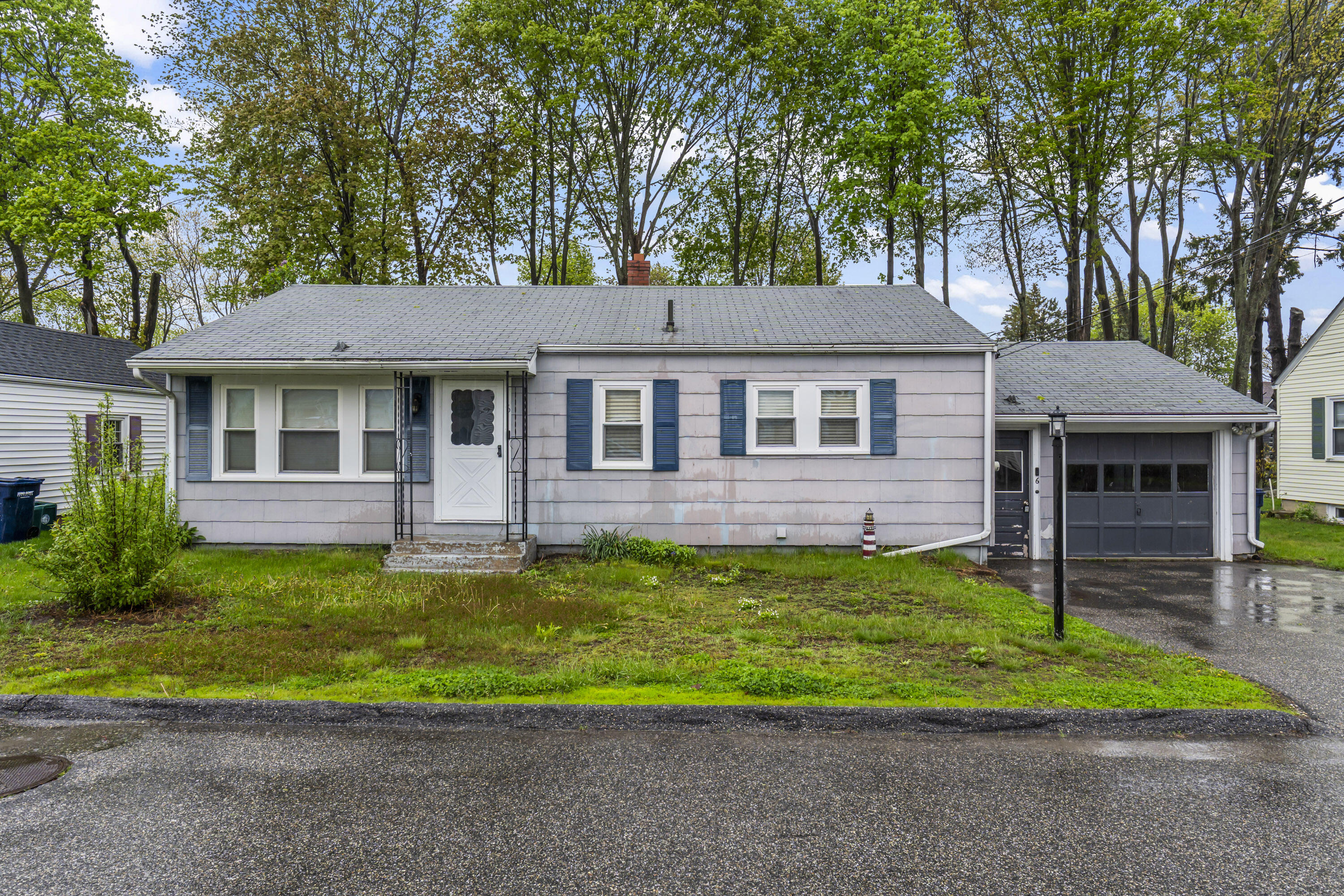 6 Hillside Avenue Biddeford ME 04005