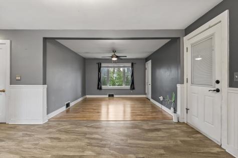 6 Hillside Avenue Biddeford ME 04005