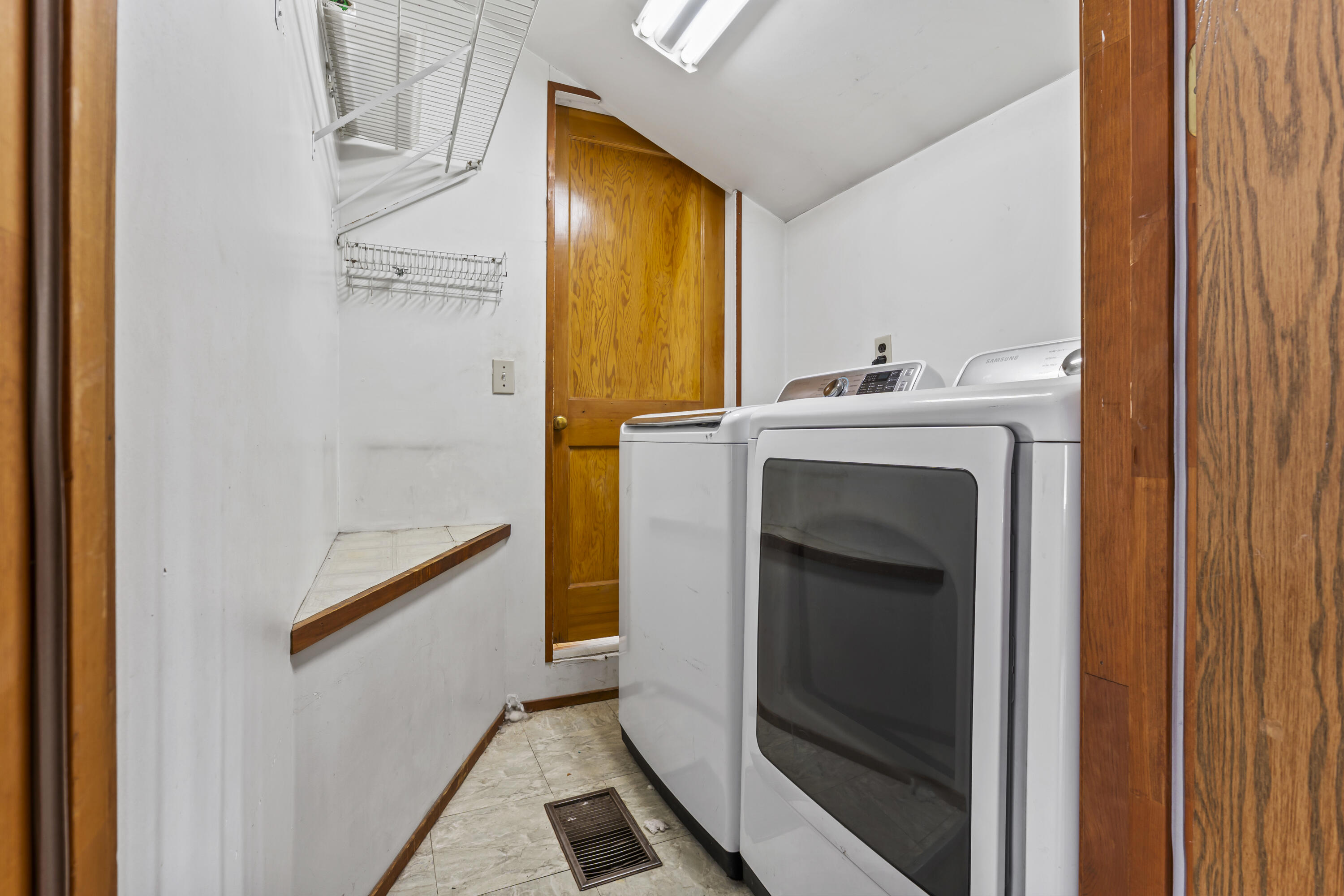 6 Hillside Avenue Biddeford ME 04005