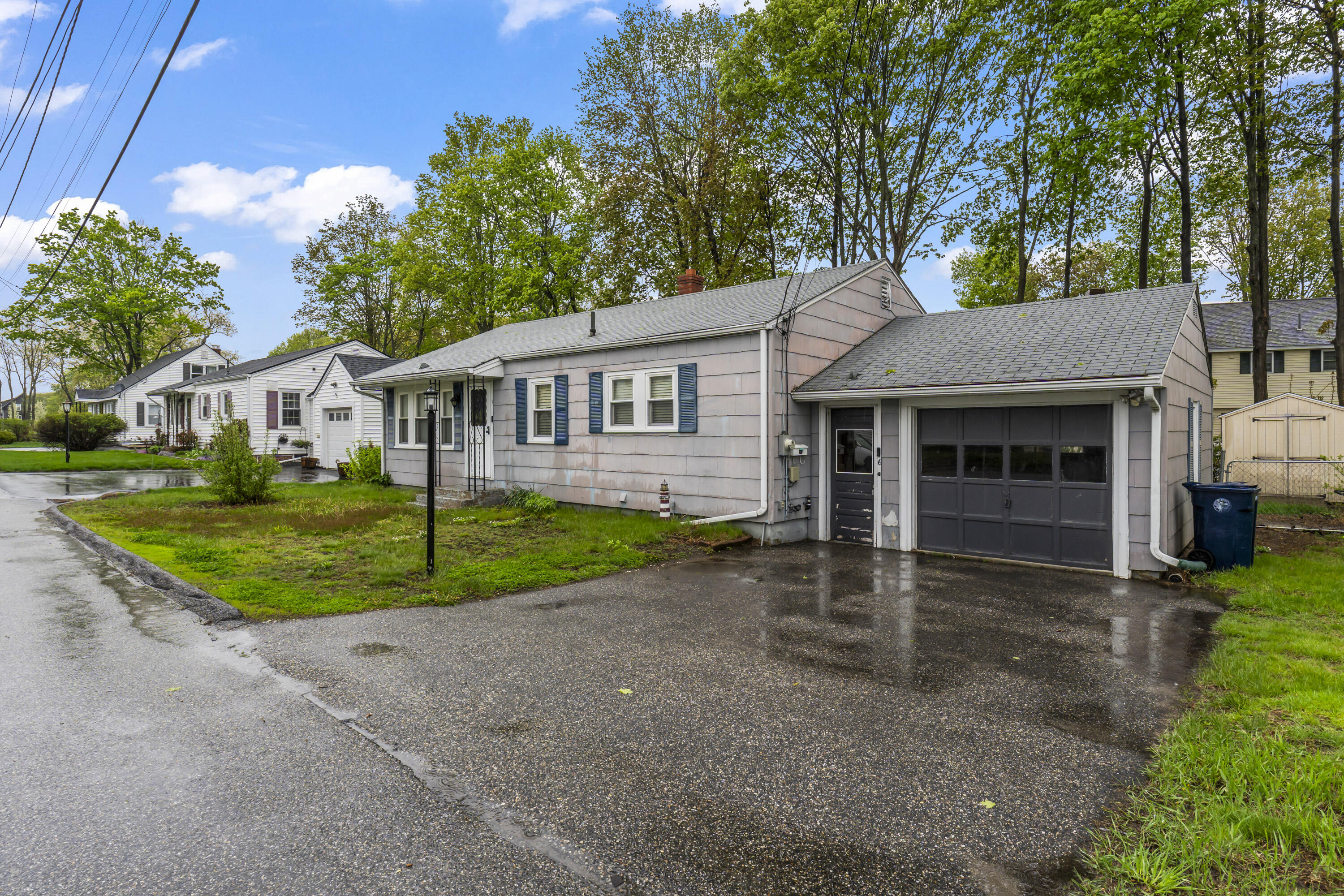 6 Hillside Avenue Biddeford ME 04005