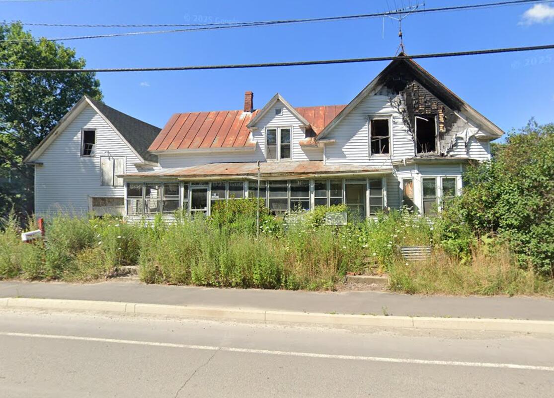 71 Pittsfield Avenue Hartland ME 04943