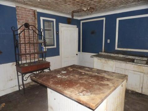 71 Pittsfield Avenue Hartland ME 04943