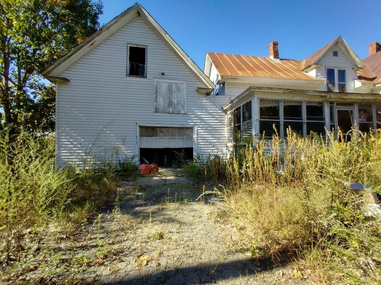 71 Pittsfield Avenue Hartland ME 04943