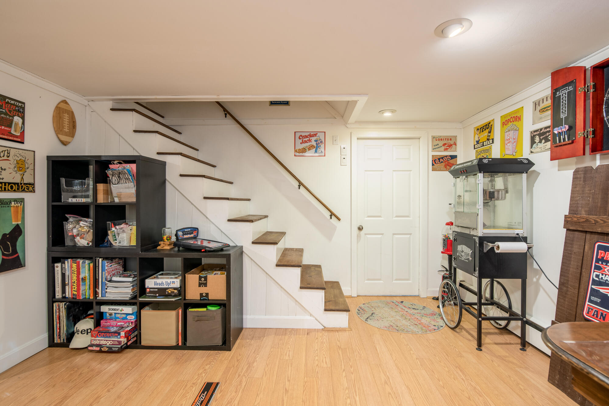 10 School Street Kittery ME 03904
