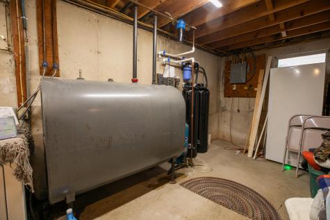 784 Eastern Avenue Holden ME 04429